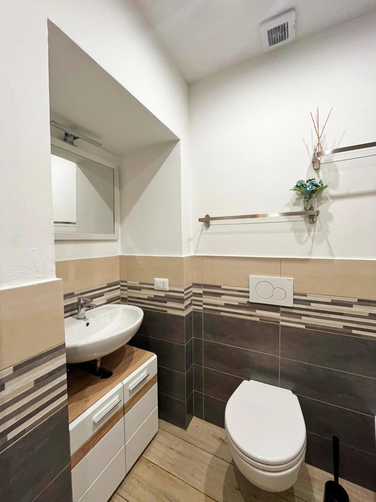 Appartamento Di Gabriela ฟลอเรนซ์ ภายนอก รูปภาพ