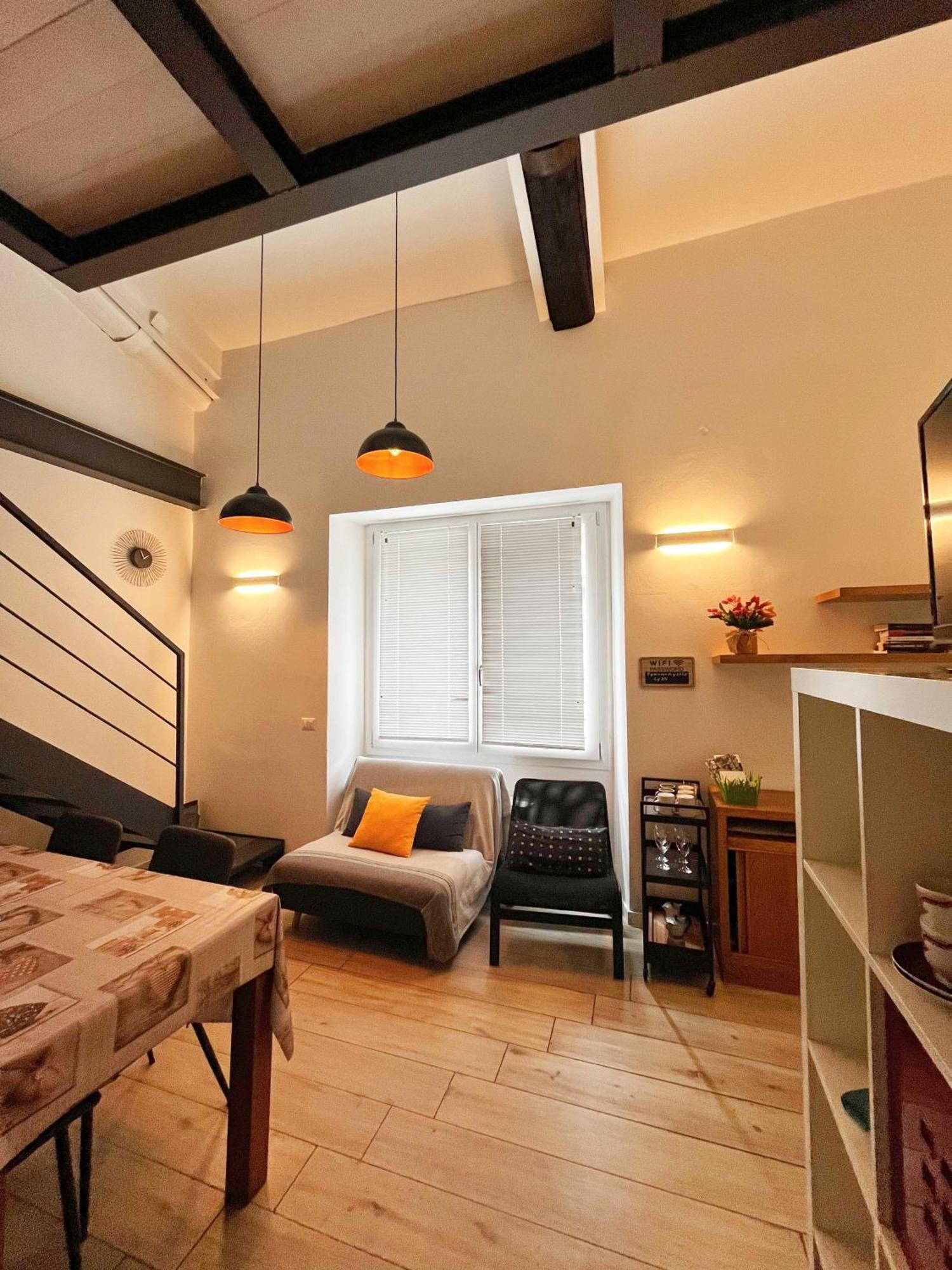 Appartamento Di Gabriela ฟลอเรนซ์ ภายนอก รูปภาพ