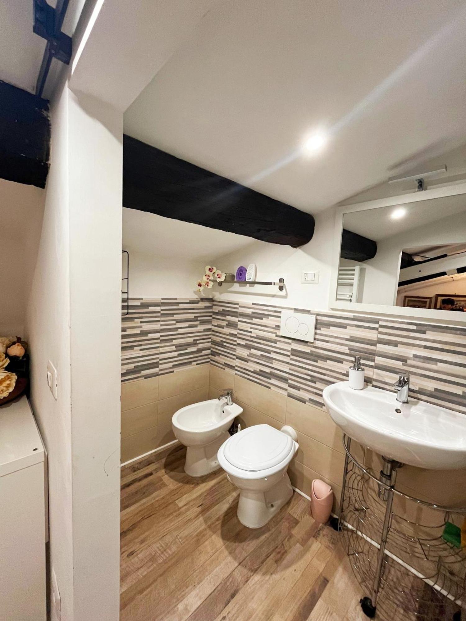 Appartamento Di Gabriela ฟลอเรนซ์ ภายนอก รูปภาพ